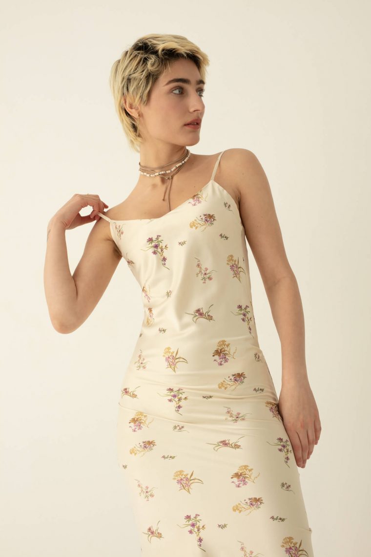 Сукня Feeling #16. Chapter One