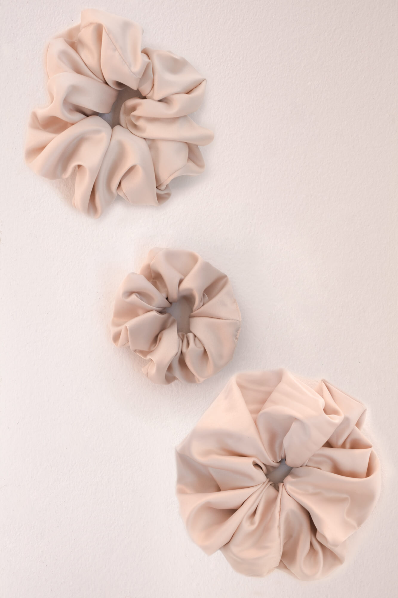 Silk Scrunchie Oh Girl image featured