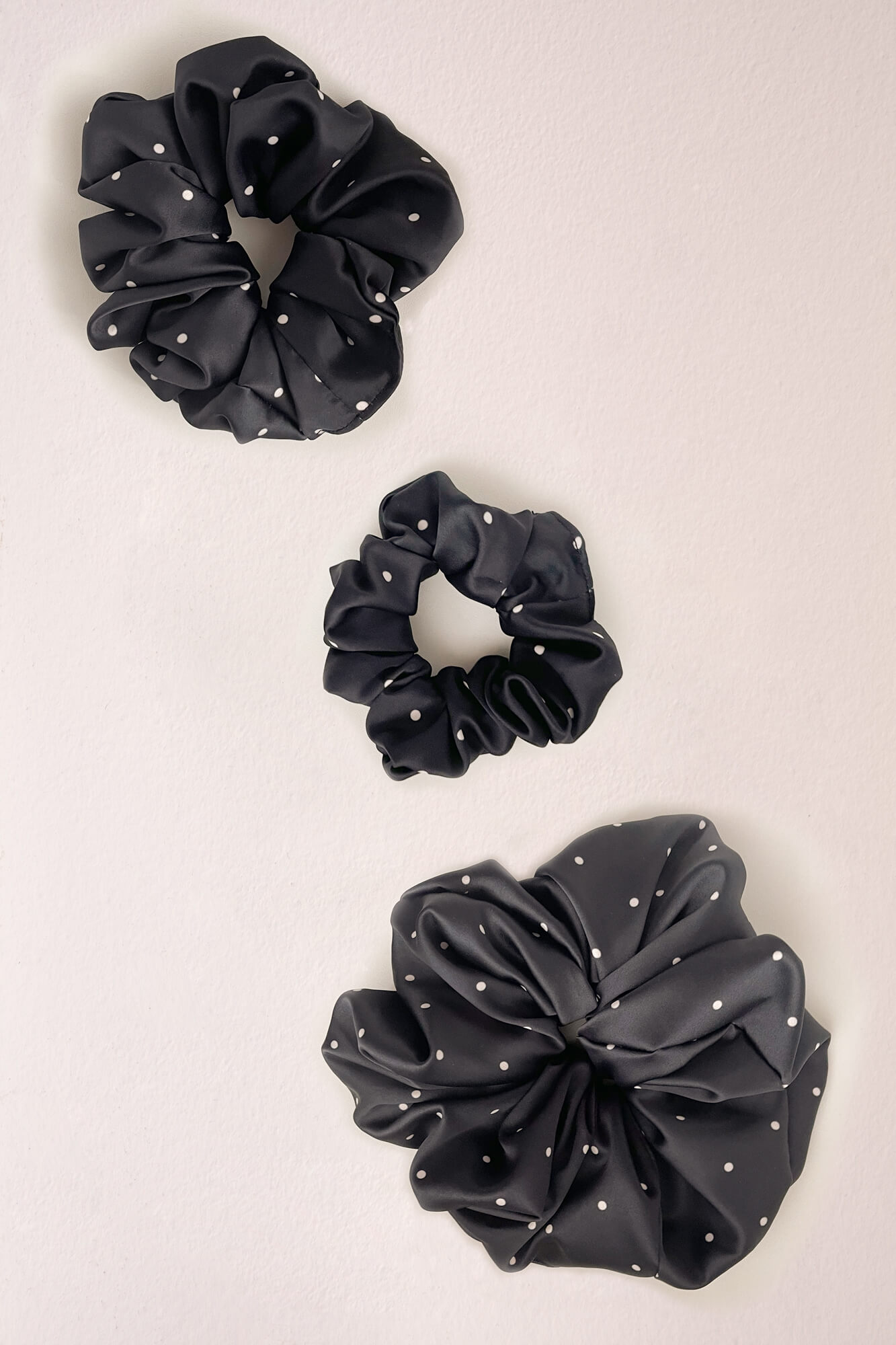Silk Scrunchie Oh Girl image featured