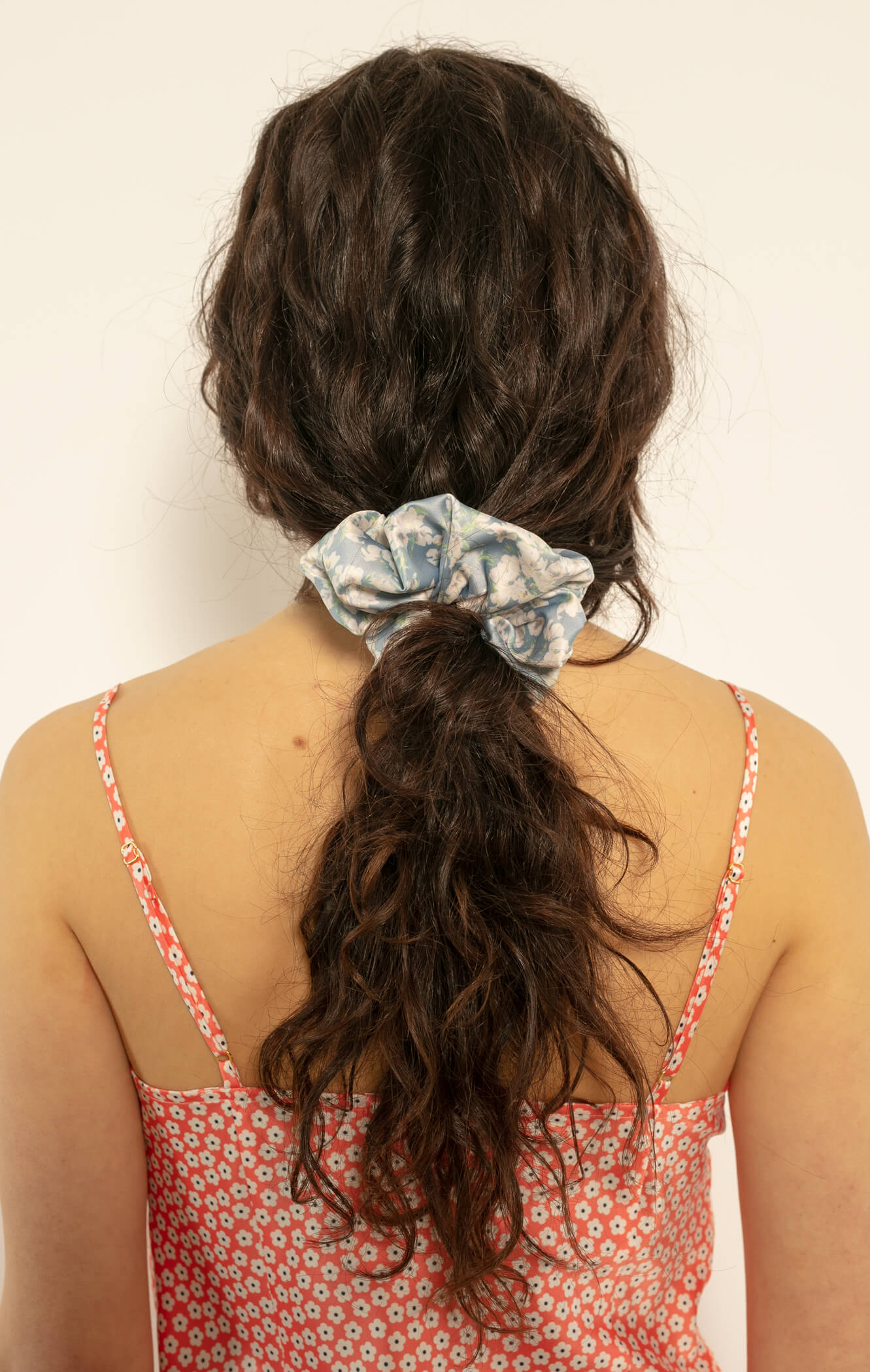 Silk Scrunchie Oh Girl image 2