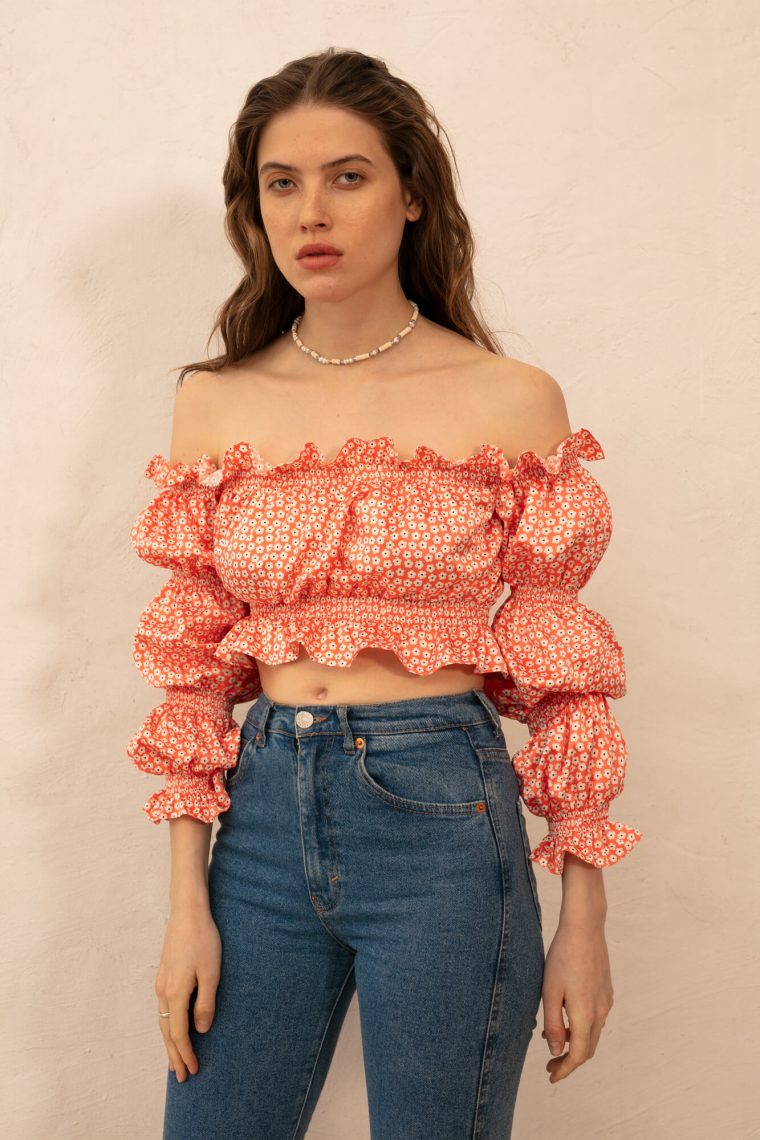 Feeling #16 Top. Romanesca